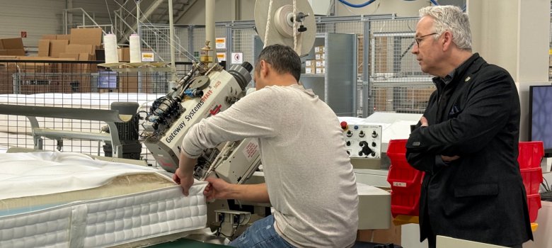 Betriebsbesuch bei Schramm in Winnweiler mit Landrat Guth und Bürgermeister Jacob