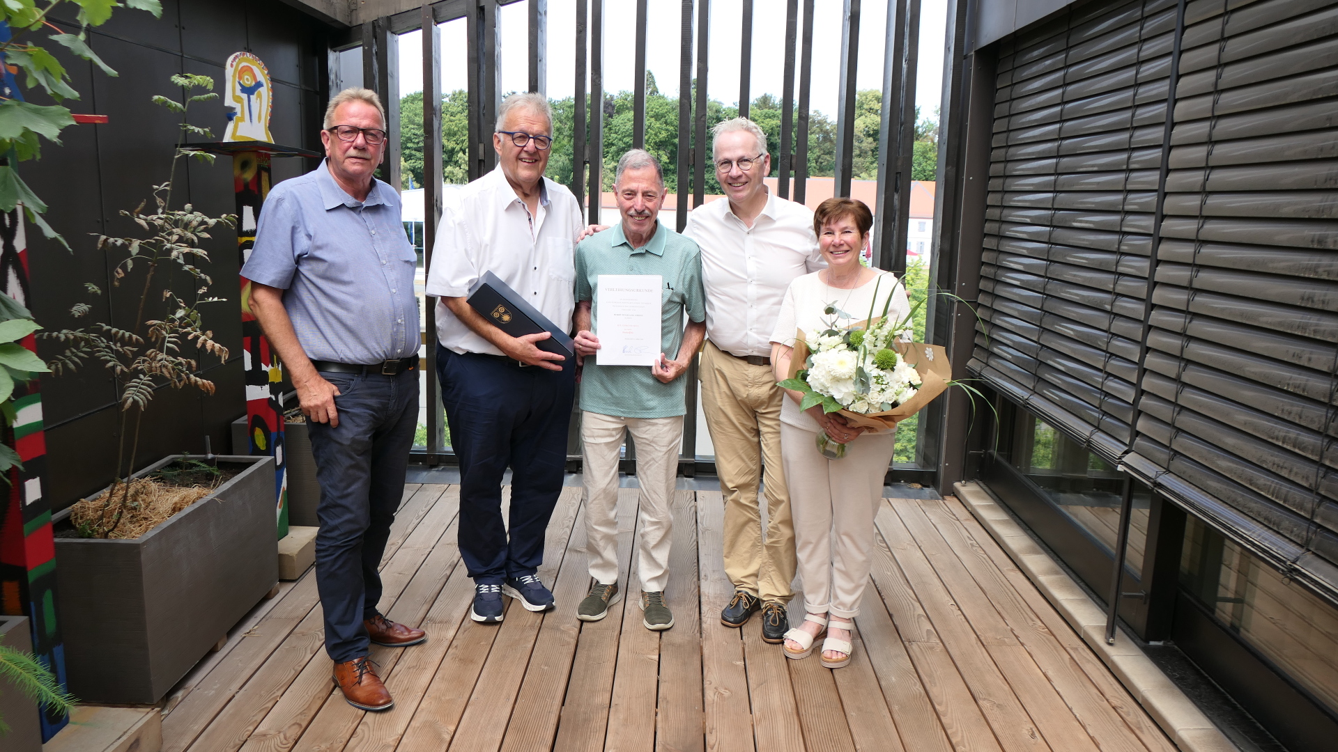 Verleihung der Ehrennadel des Landes an Wolfgang Steitz aus Ramsen Gruppenfoto Verleihung der Ehrennadel des Landes an Wolfgang Steitz aus Ramsen
