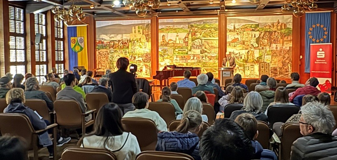 Großer Sitzungssaal der Kreisverwaltung beim Preisträgerkonzert Jugend musiziert 2026