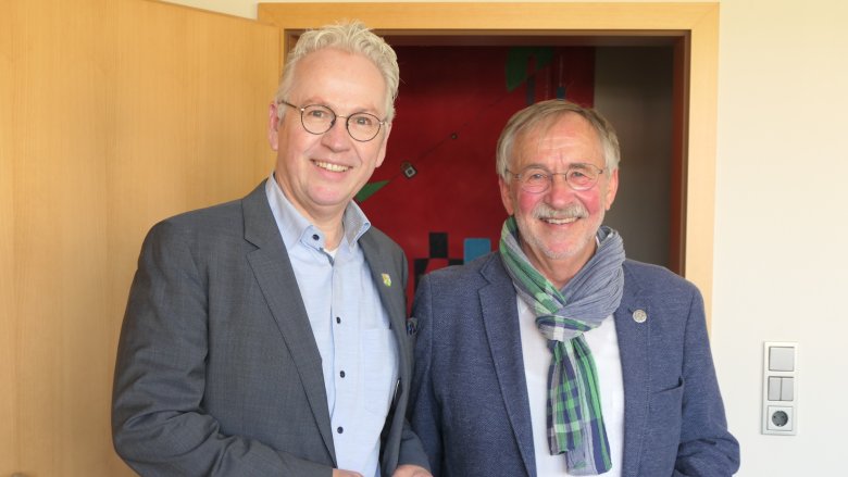 Verleihung der Ehrennadel des Landes an Wolfgang Schwalb aus Eisenberg