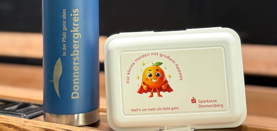 Trinkflasche und Brotdose Trinkflasche und Brotdose