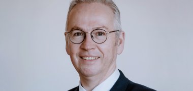 Offizielle Portrait von Landrat Rainer Guth Foto von Landrat Rainer Guth