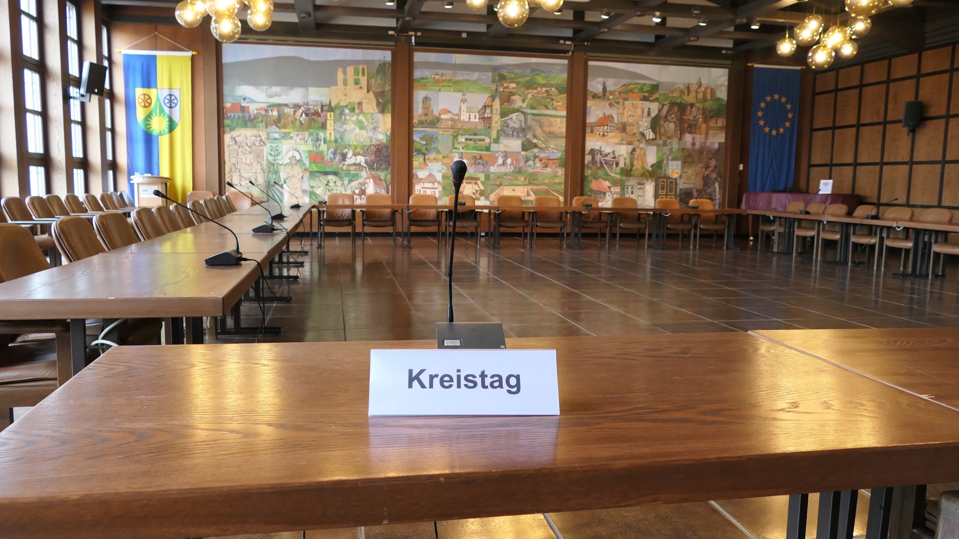 Schild Kreistag im großen Sitzungssaal Schild Kreistag im großen Sitzungssaal