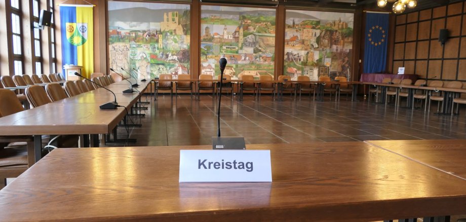 Schild Kreistag im großen Sitzungssaal Schild Kreistag im großen Sitzungssaal