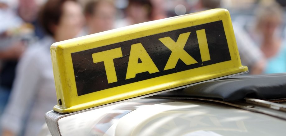 Schild Taxi
