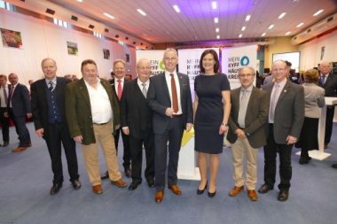 Neujahrsempfang Kyffhäuserkreis Gruppenbild beim Neujahrsempfang des Kyffhäuserkreises mit Landrat Rainer Guth.